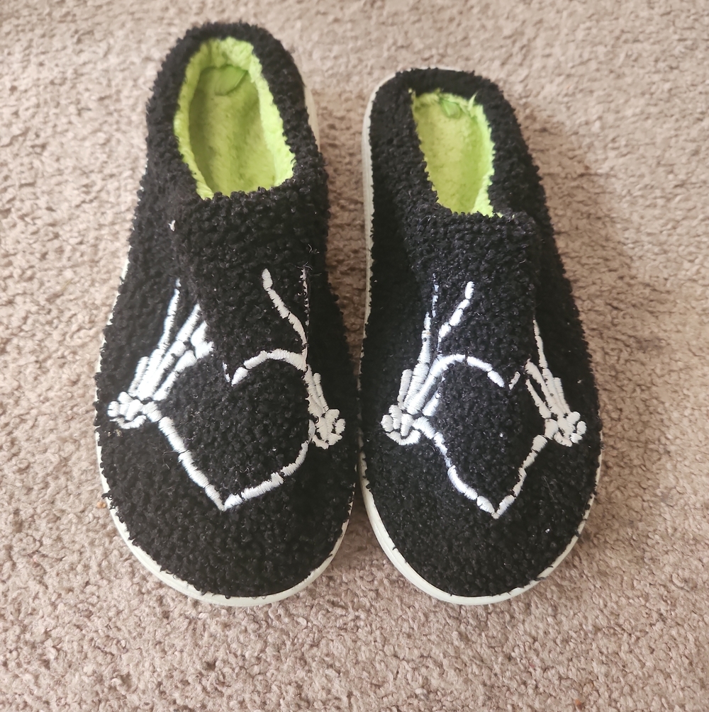 Teen Black Fuzzy Slip-On Slippers with White Skeleton Design